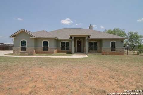 2516 County Road 357, La Vernia, TX 78121