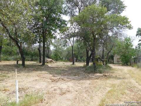 23310 Dragon Rock, Elmendorf, TX 78112