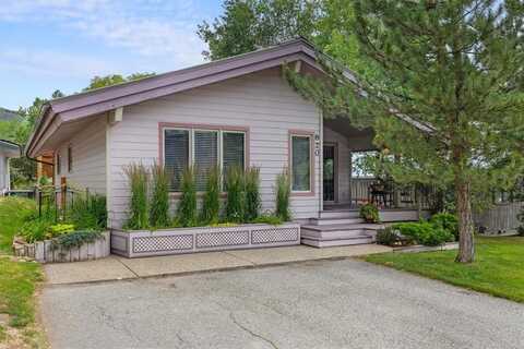 818 & 820 BROAD STREET, Steamboat Springs, CO 80487
