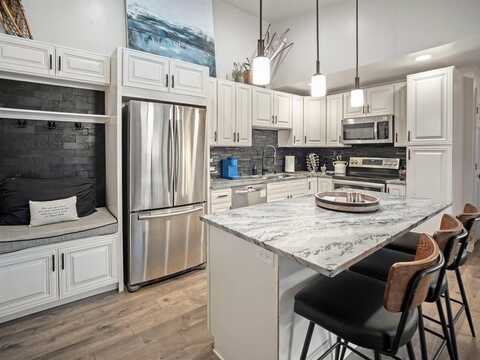 1061 W BEAVER CREEK BOULEVARD, Avon, CO 81620