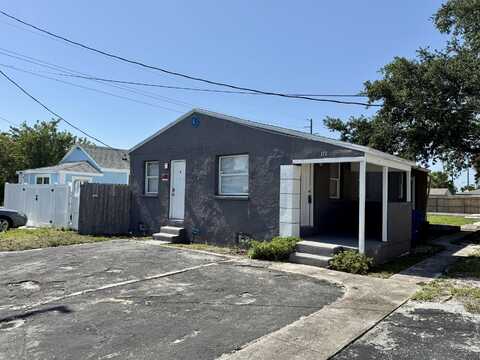 172 W 15th Street, Riviera Beach, FL 33404