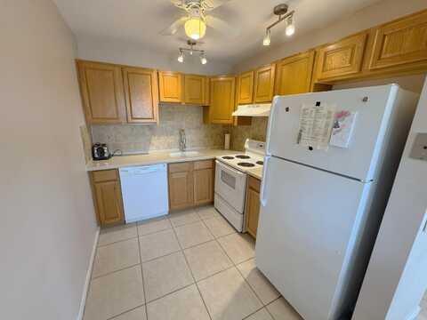 125 Dorset C, Boca Raton, FL 33434