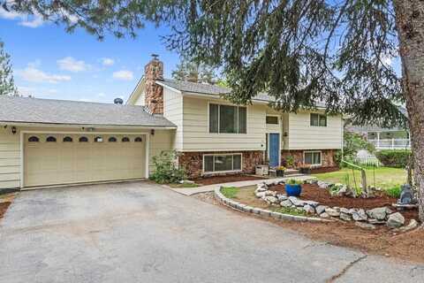 122 E Circle Dr, Newport, WA 99156