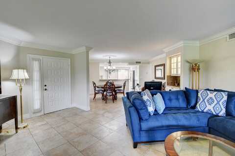 7242 Clunie Place, Delray Beach, FL 33446