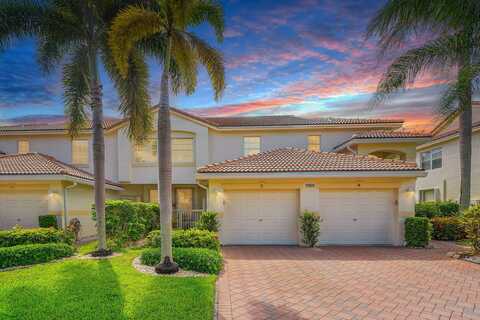 7869 Laina Lane, Boynton Beach, FL 33437