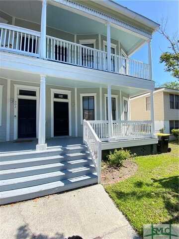 304 E 35th Street, Savannah, GA 31401