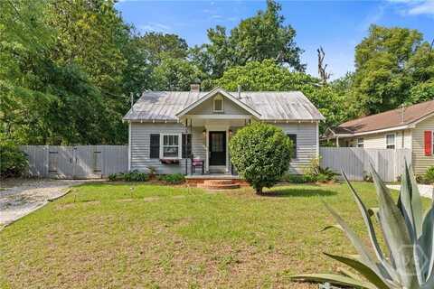 2609 Bismark Avenue, Savannah, GA 31406