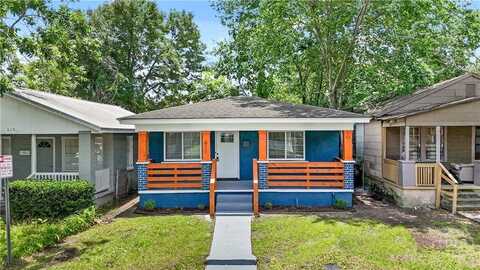 611 E Waldburg Street, Savannah, GA 31401