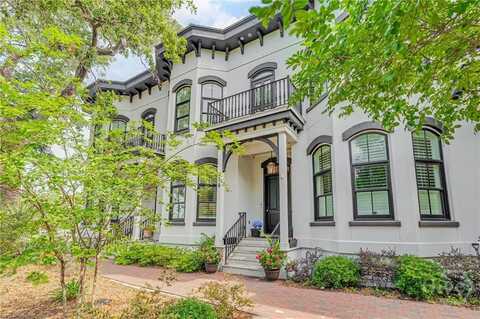 318 W Gwinnett Street, Savannah, GA 31401