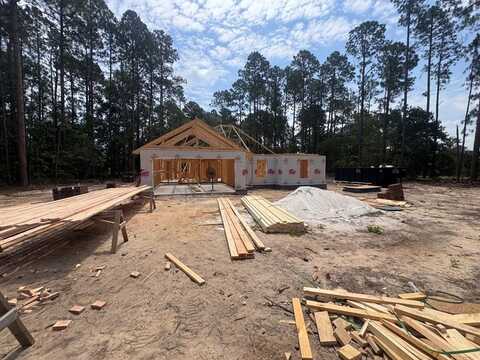 6 Dellwood Lane, Wedgefield, SC 29168