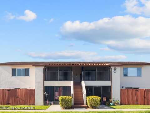 627 Ridge Club Drive, Melbourne, FL 32934
