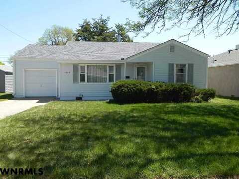 2705 6TH AVENUE, SCOTTSBLUFF, NE 69361