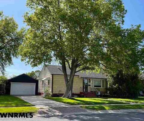 2914 AVENUE G, Scottsbluff, NE 69361