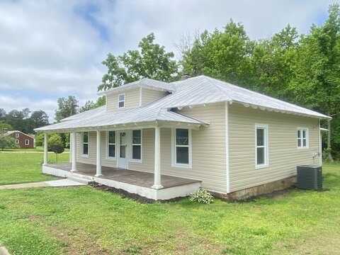 494 Main Street, Brodnax, VA 23920