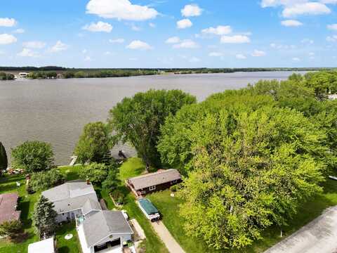 W11032 Glen Drive, Beaver Dam, WI 53916