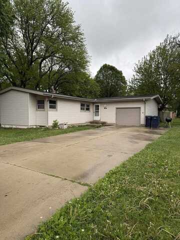 1223 S Grant Avenue, Janesville, WI 53546