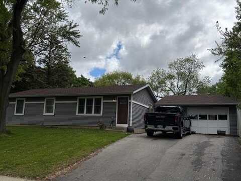 5 Daffodil Lane, Madison, WI 53714