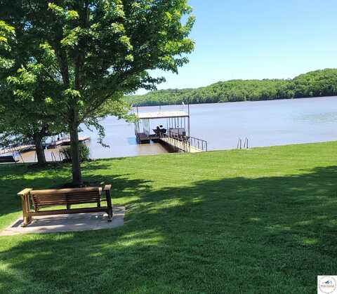 31150 Highview, Edwards, MO 65326