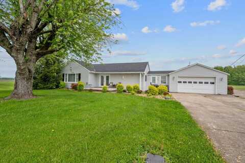 3946 W County Road 700, Versailles, IN 47042