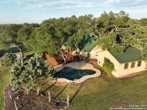 1207 Cottonwood Trl, Blanco, TX 78606