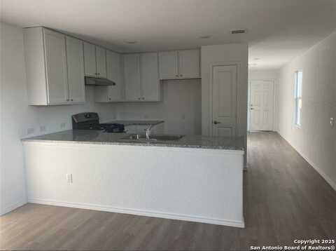 7347 London Mill, San Antonio, TX 78218