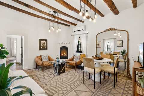 824 Dunlap Street, Santa Fe, NM 87501