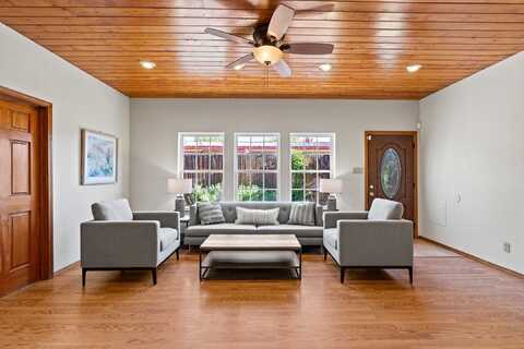 1024 CAMINO VISTA AURORA, Santa Fe, NM 87507