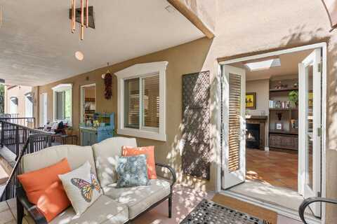 663 Bishops Lodge, Santa Fe, NM 87501