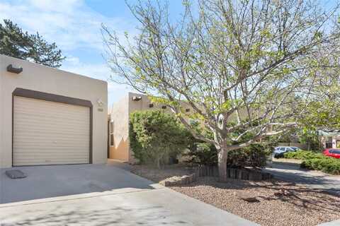 3245 Calle De Molina, Santa Fe, NM 87507