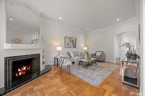 90 Arago Street, San Francisco, CA 94112
