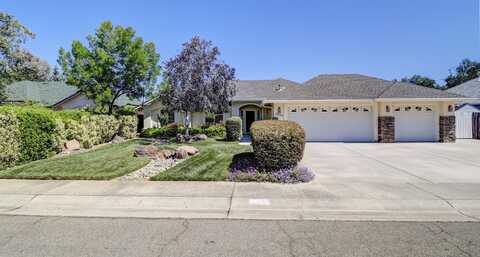 2654 Queens Way, Redding, CA 96001