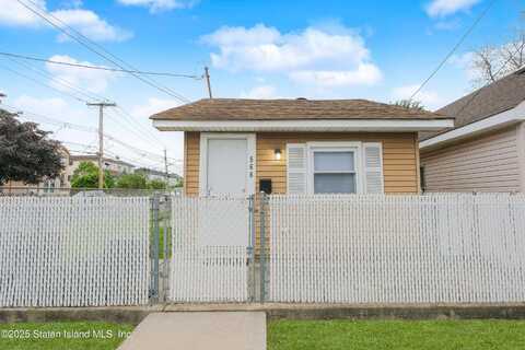 566 Hunter Avenue, Staten Island, NY 10306