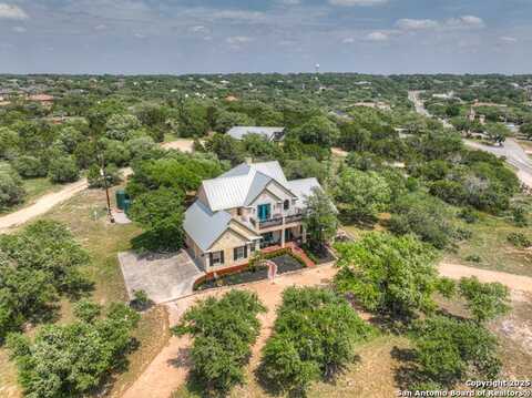172 River Chase Dr, New Braunfels, TX 78132