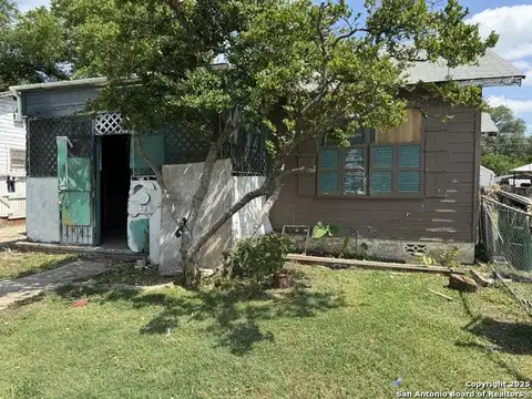 707 John Page Dr, San Antonio, TX 78228