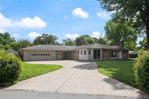 20 Beechwood Road, Jeffersonville, IN 47130