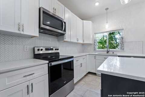 220 Laclede, San Antonio, TX 78214
