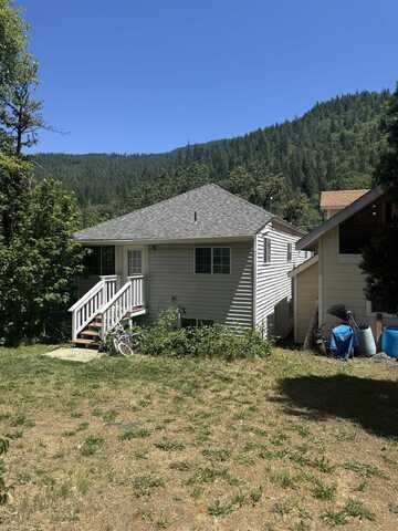 5969 & 5975 Sacramento Ave, Dunsmuir, CA 96025