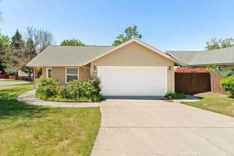 513 Meadow Ave., Mount Shasta, CA 96067