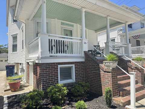 16 S Baton Rouge Ave, Ventnor City, NJ 08406