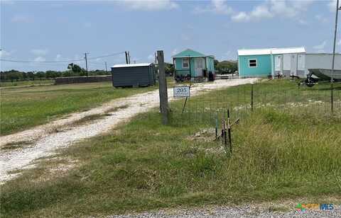 205 OLD SALT LAKE RD, Rockport, TX 78382
