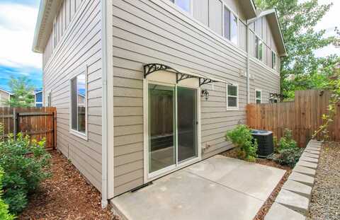 404 Oak Street, Phoenix, OR 97535