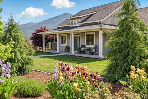 239 China Gulch Road, Jacksonville, OR 97530