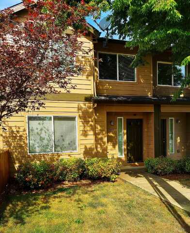 7673 24th Street, White City, OR 97503
