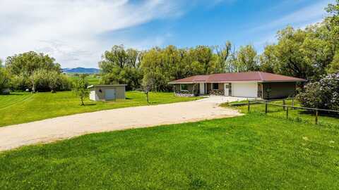 272 St Hwy 335, Big Horn, WY 82833