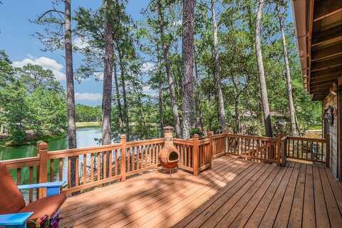124 Broken Bow, La Grange, TX 78945