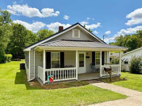 455 W Fifth Street, Chase City, VA 23924