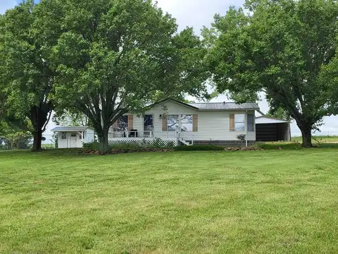 81 Eureka Lake Rd, Eureka, KS 67045