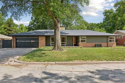 6202 E Jacqueline St, Wichita, KS 67208