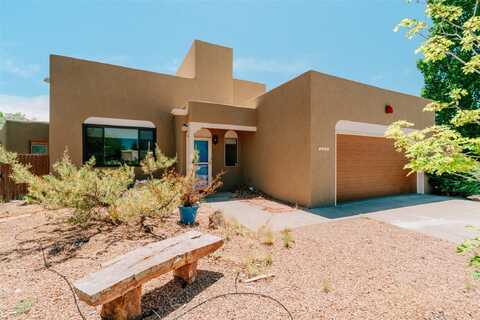 4144 Cheyenne Circle, Santa Fe, NM 87507