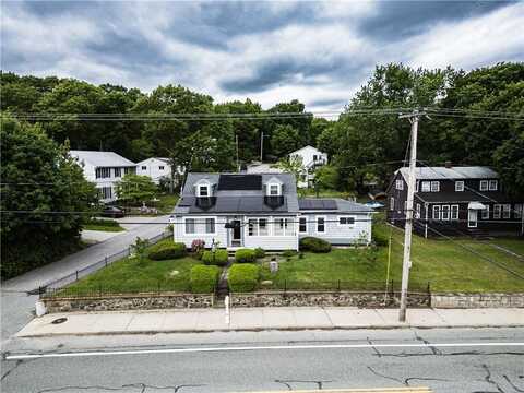 258 Simmonsville Avenue, Johnston, RI 02919
